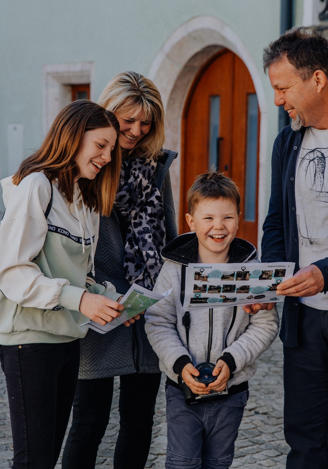 Jeux de piste Detective Trail en famille a Lausanne.
