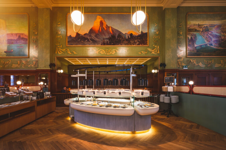 Restaurant Tibits a la gare de Lausanne.