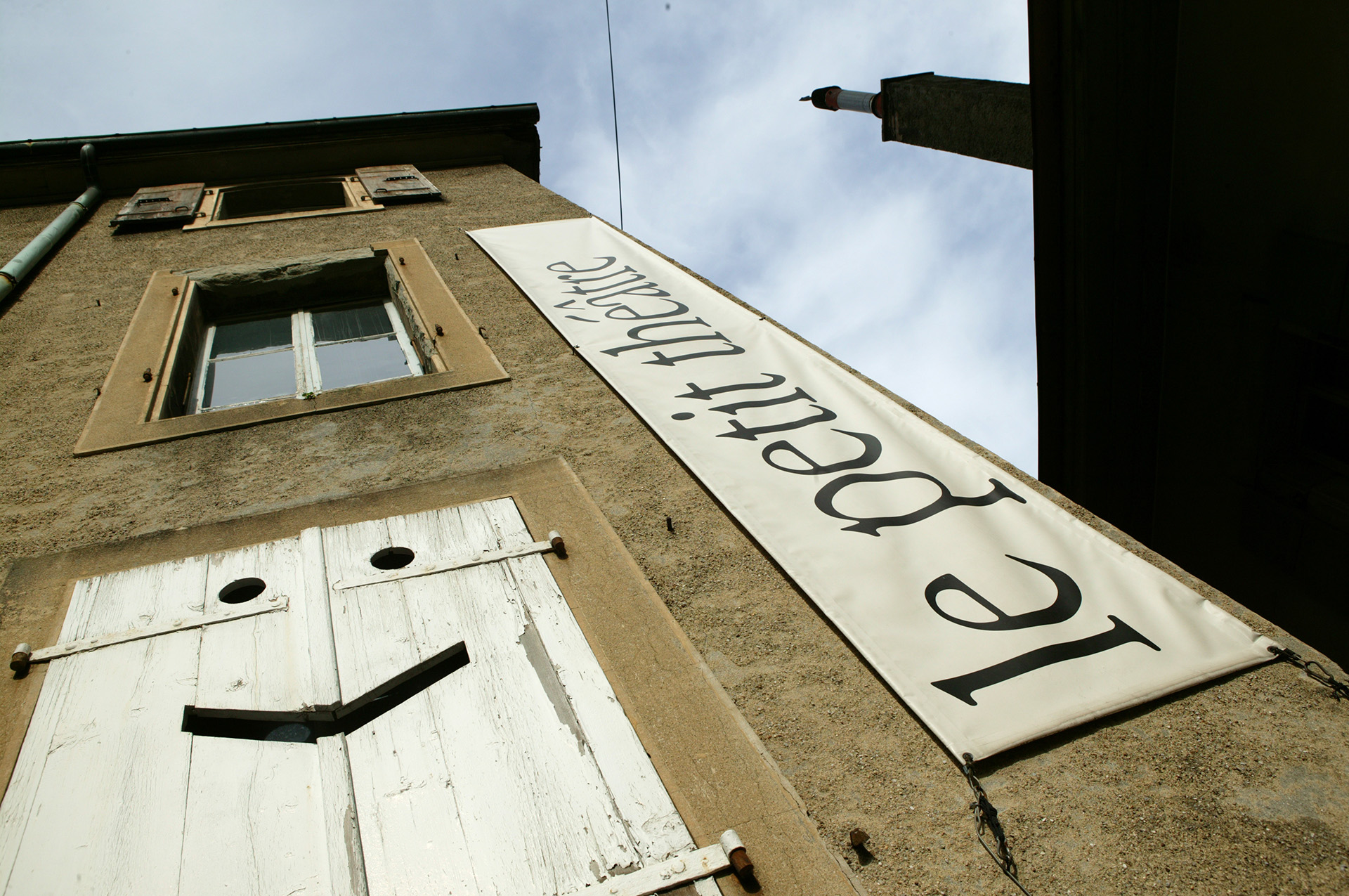 Fa&ccedil;ade du Petit Th&eacute;&acirc;tre