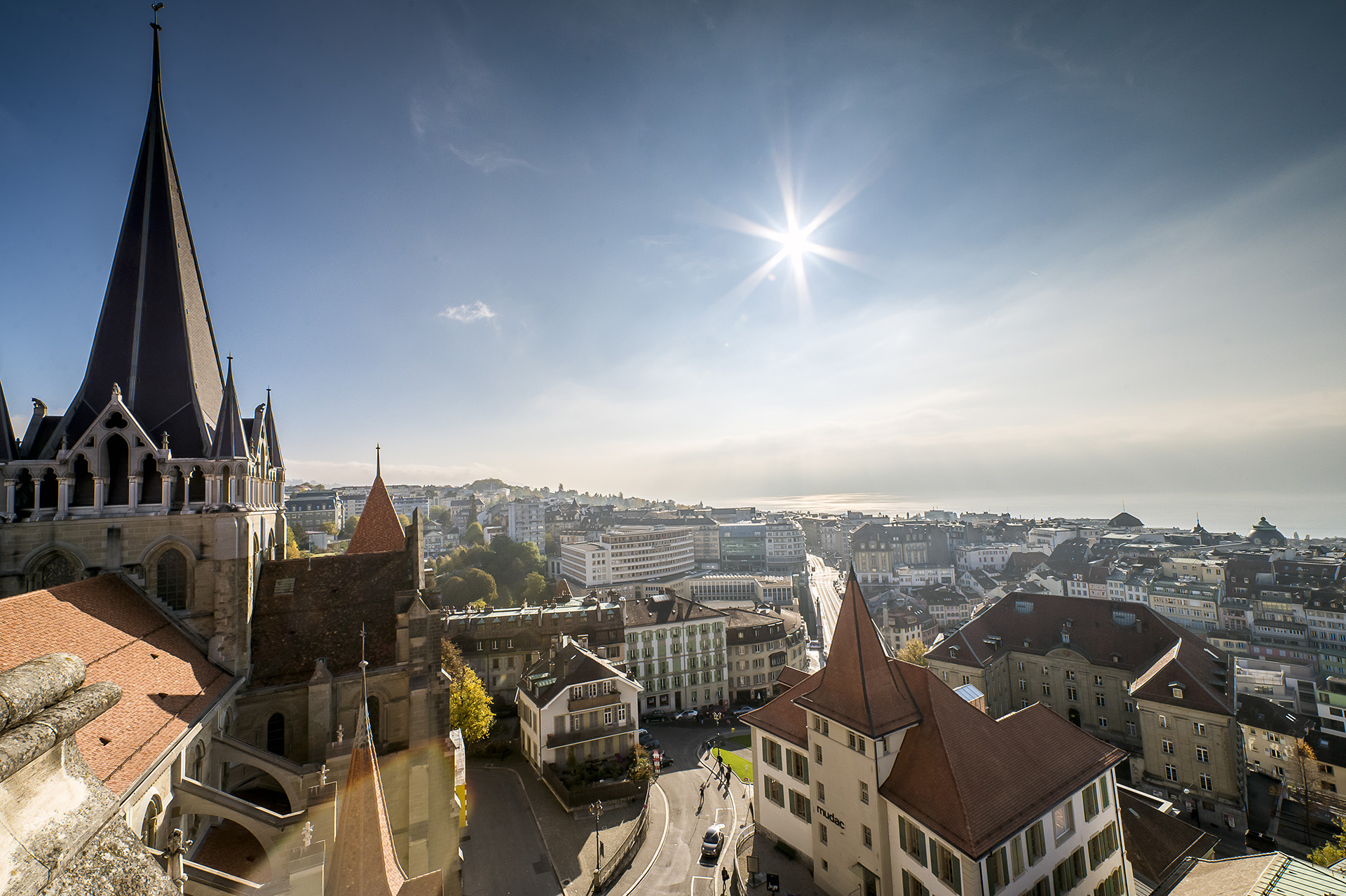 Vue g&eacute;n&eacute;rale sur Lausanne depuis la Cath&eacute;drale