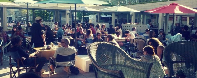 Terrasse de la Grenette à la Riponne à Lausanne (c) La Grenette