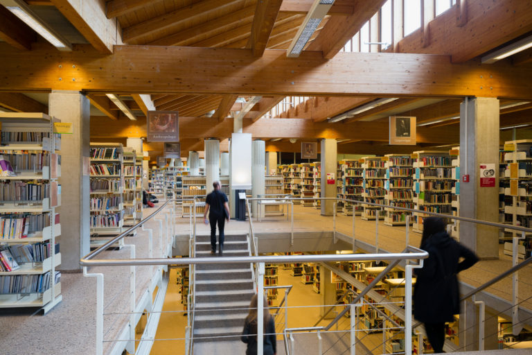 Universit&eacute; de Lausanne