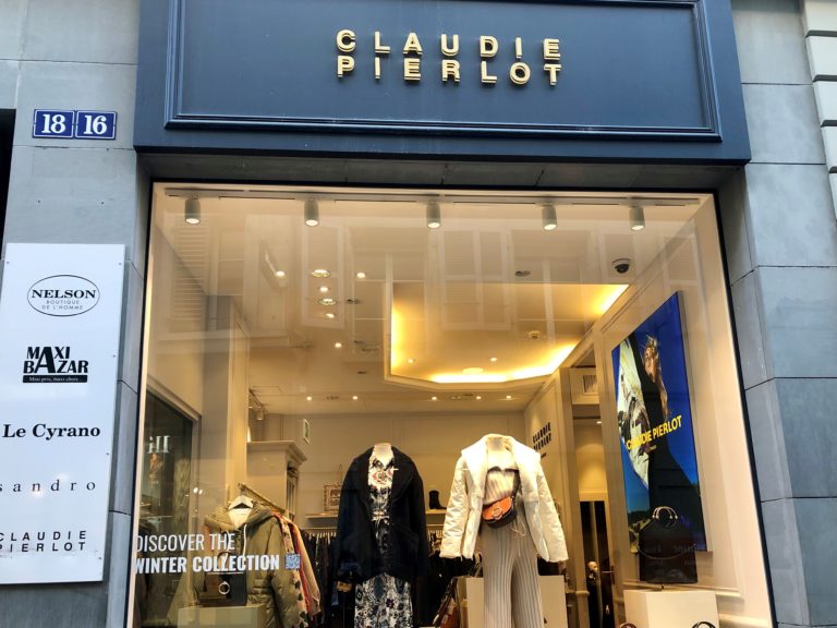 (c) Dumas Mélanie