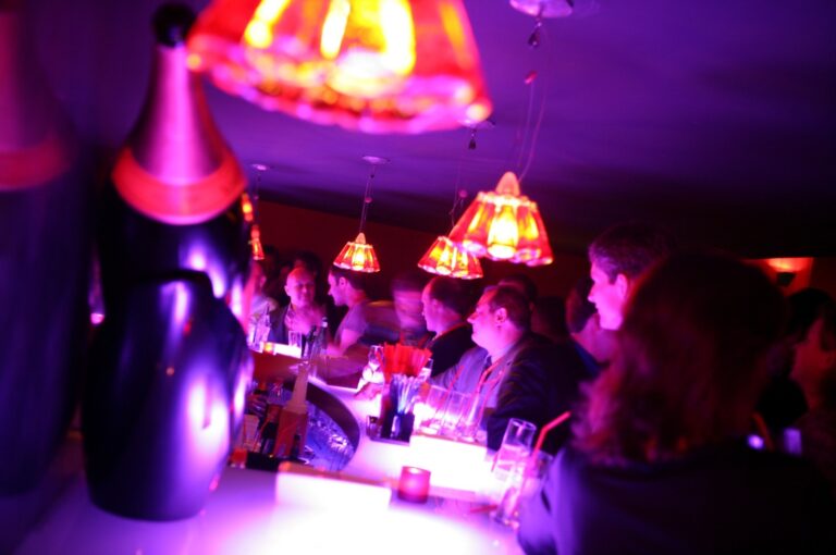 Detente dans un bar